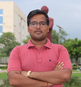 Dr Niraj Kumar