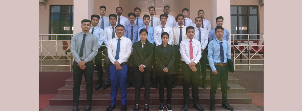 Students on recruitment day at Institute campus