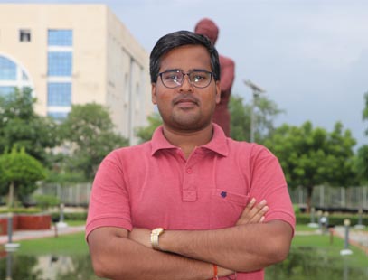 Dr Niraj Kumar