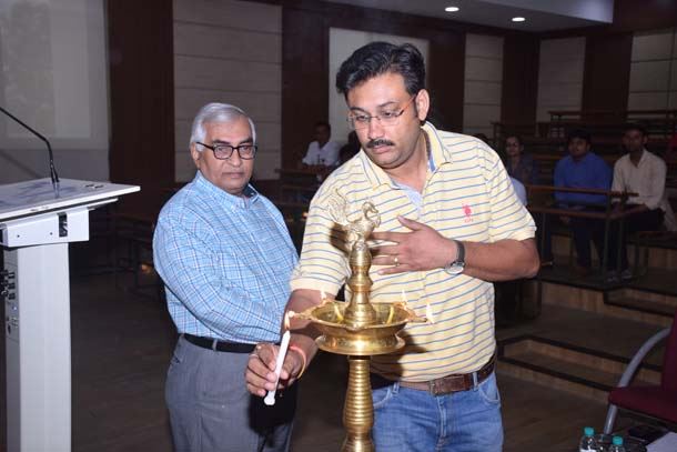 Organized by the Official Language section &quot;Hindi Pakkhwara &quot;