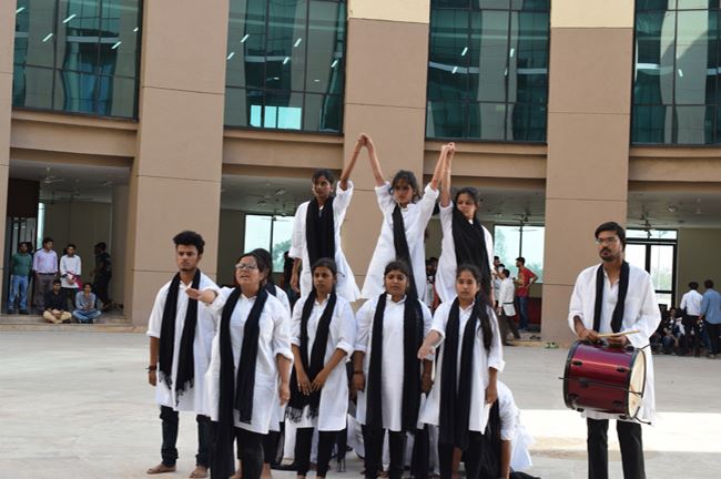 Institute&apos;s Cultural Festival - KALTARANG 2K17