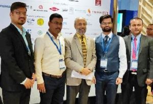 Students interacting with Dr Anil Bhardwaj, Ex-Group GM ONGC at IOFCA-2019, Ahmedabad, India