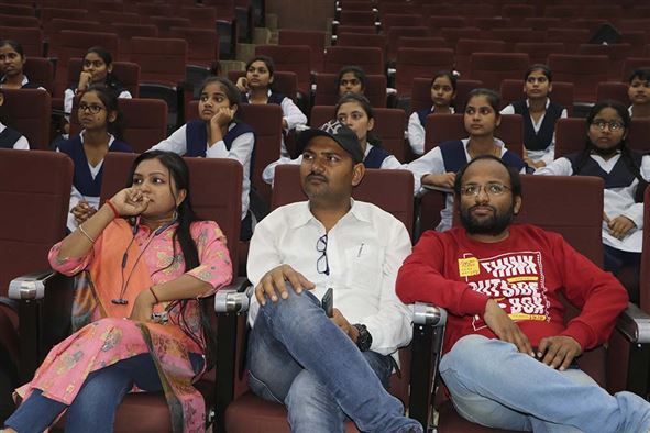 Visit of JNV students under DST Vigyan Jyoti Programme
