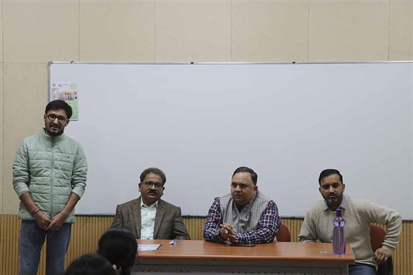 Workshop on Wearable Sensors and Actuators The World of Small Lift Technologies